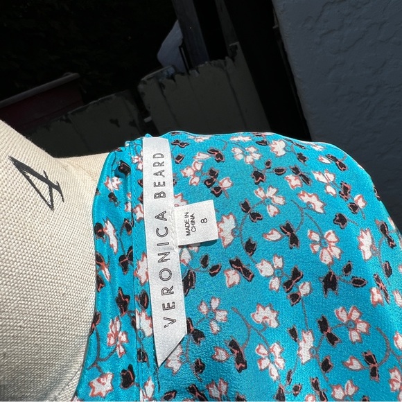 Veronica Beard dress, color blue with red and white flowers, size 8 - Picture 8 of 9